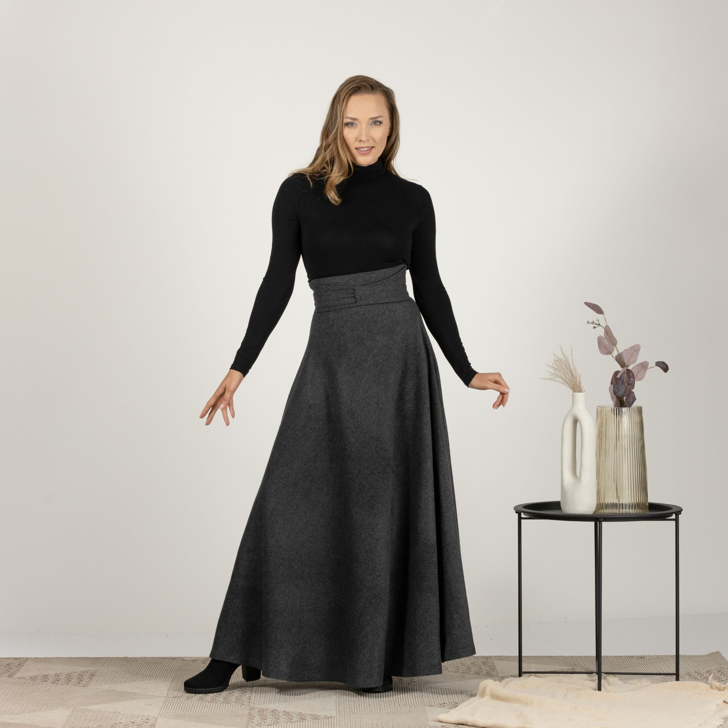 Elegantes Wool Maxi Victorian Walking Skirt - Image 4