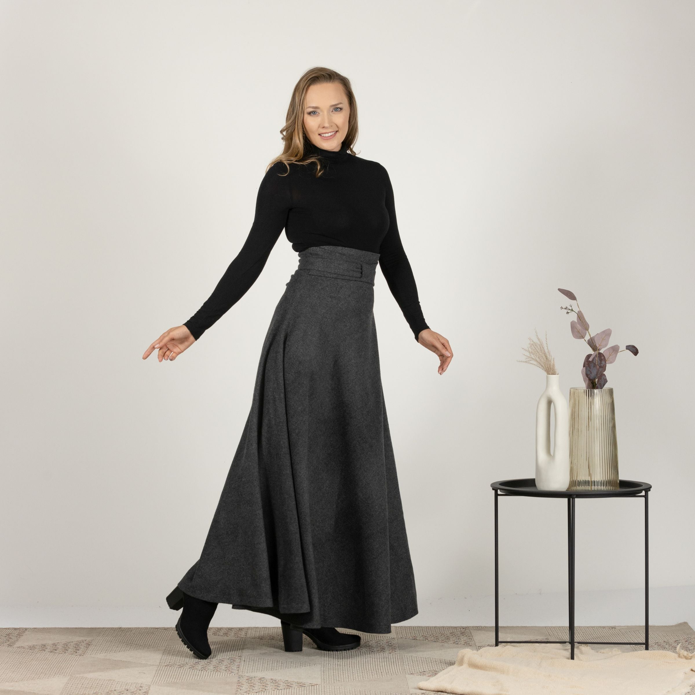 Elegantes Wool Maxi Victorian Walking Skirt - Image 5