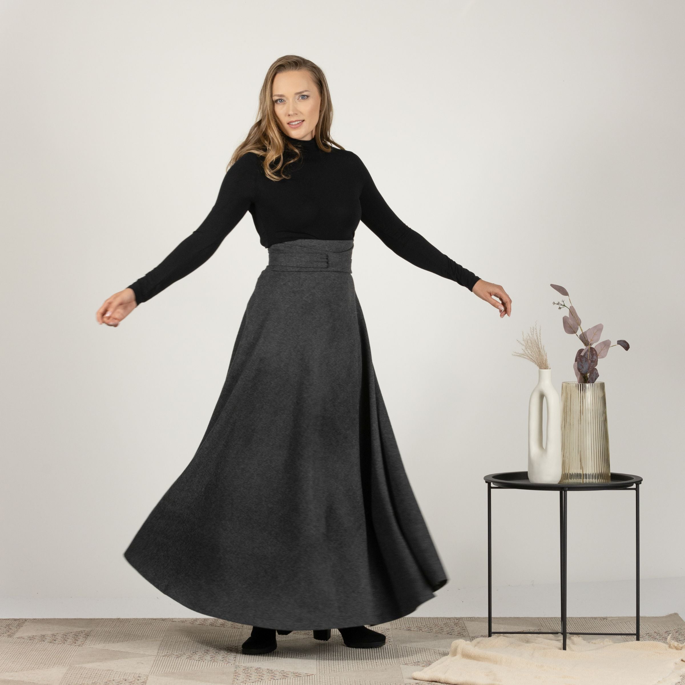 Elegantes Wool Maxi Victorian Walking Skirt