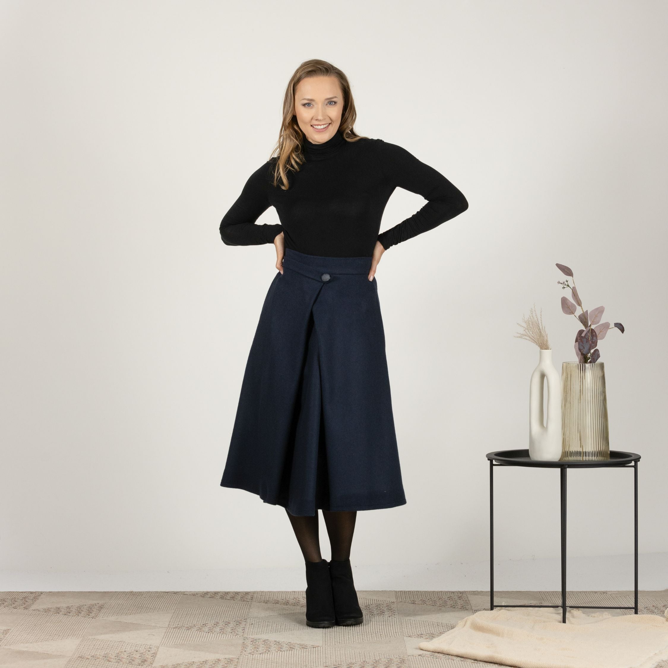 Elegantes Wool Front Button Statement Skirt - Image 3