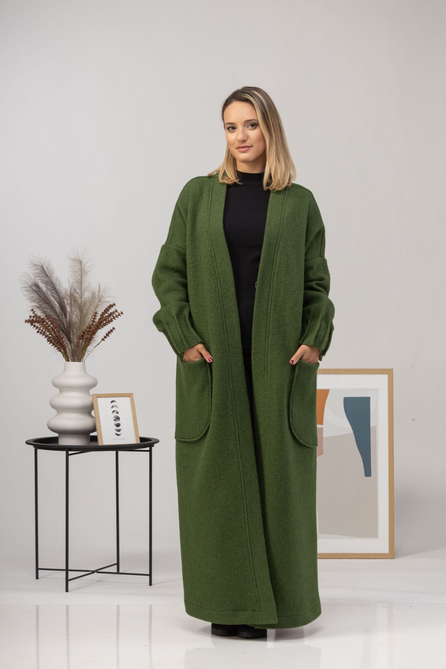Elegantes Brown Warm Wool Maxi Cardigan - Image 13
