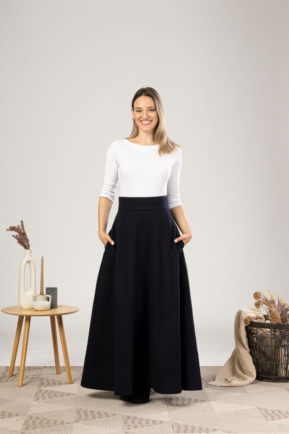 Elegantes Wool Maxi Plaid High Waisted Skirt with Pockets - Image 12