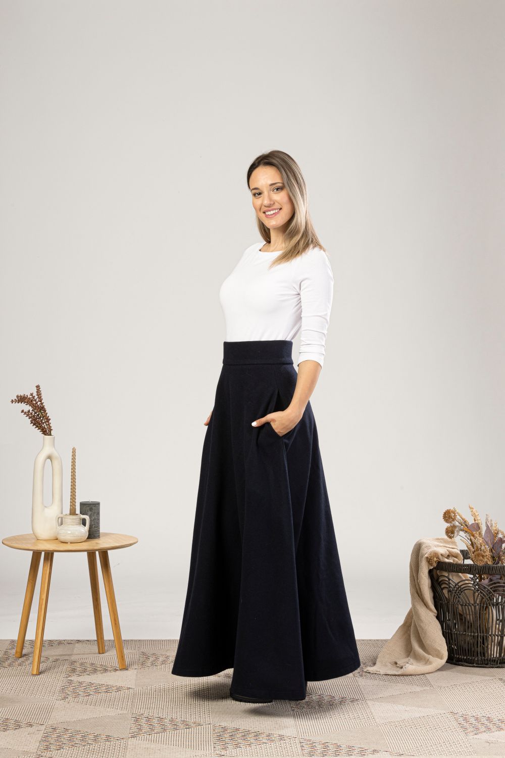 Elegantes Wool Maxi Plaid High Waisted Skirt with Pockets - Image 13