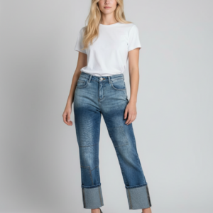 Elegantes Damen Sexy Woman Boyfriend Jeans mit Ziernähten in verwaschenem Mittelblau