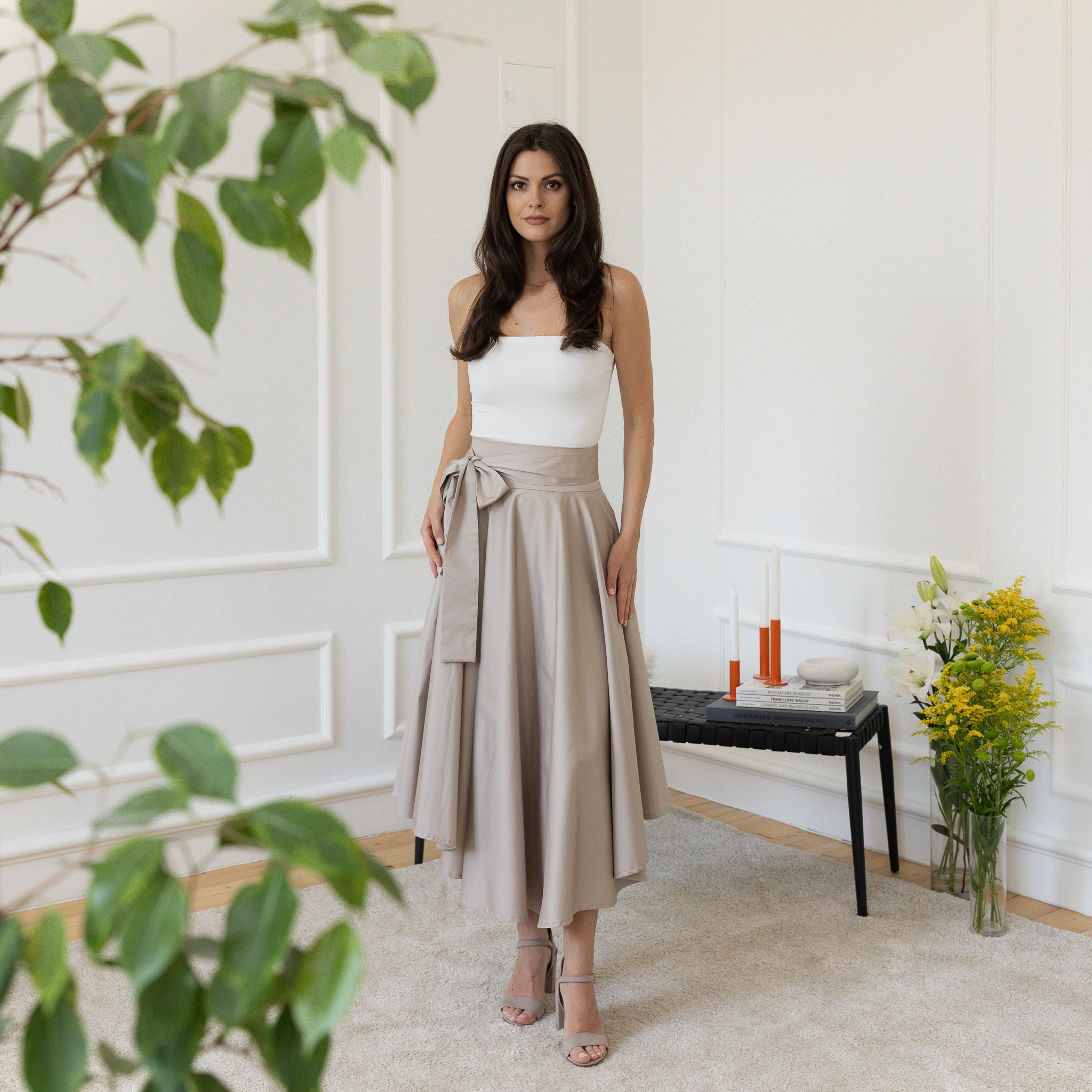 Elegantes Midi Cotton Flutter Elegant Skirt with High Waist and Front Bow - Image 2