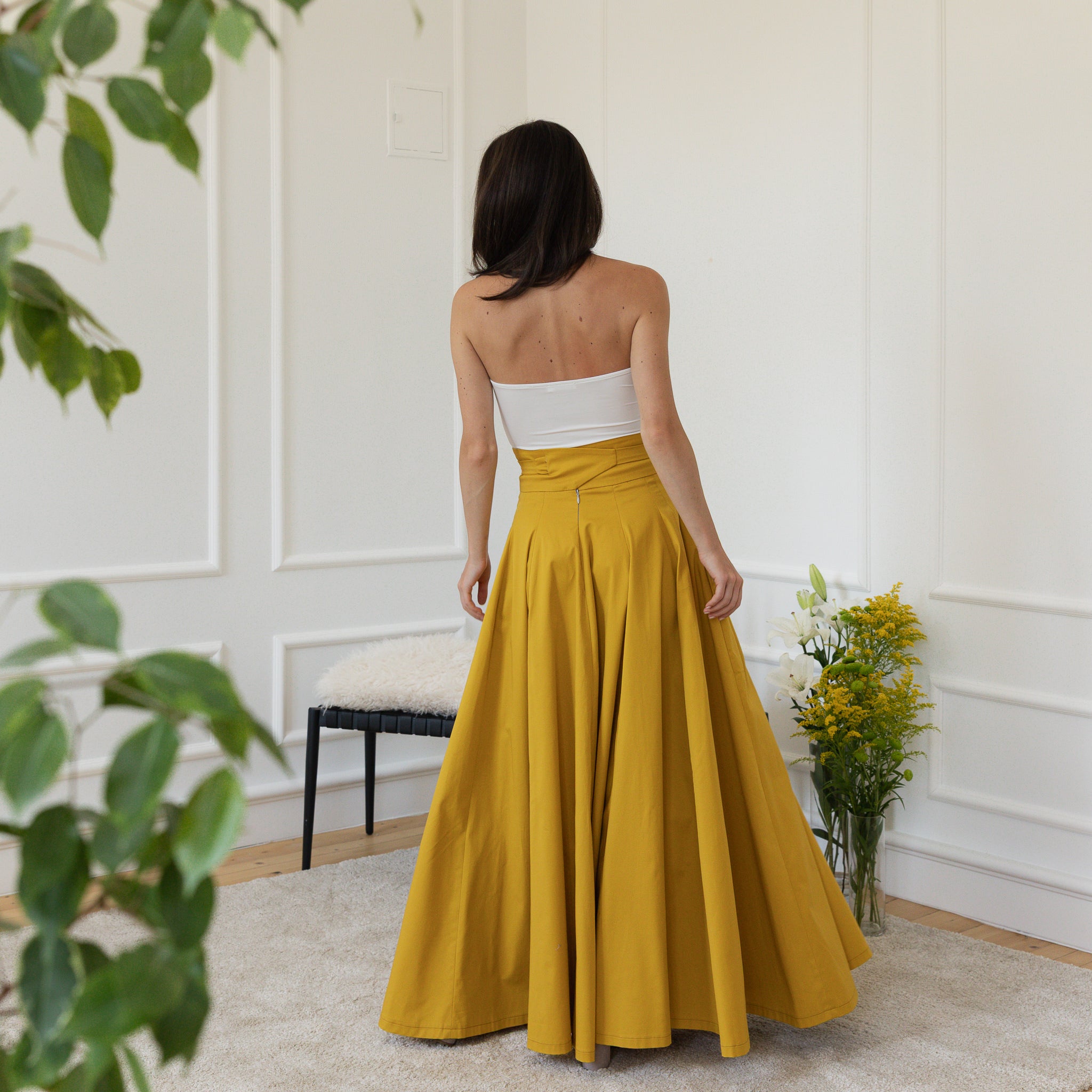Elegantes Maxi Floor Length A-Line Skirt with Ultra High Waist in Mustard Color - Image 6