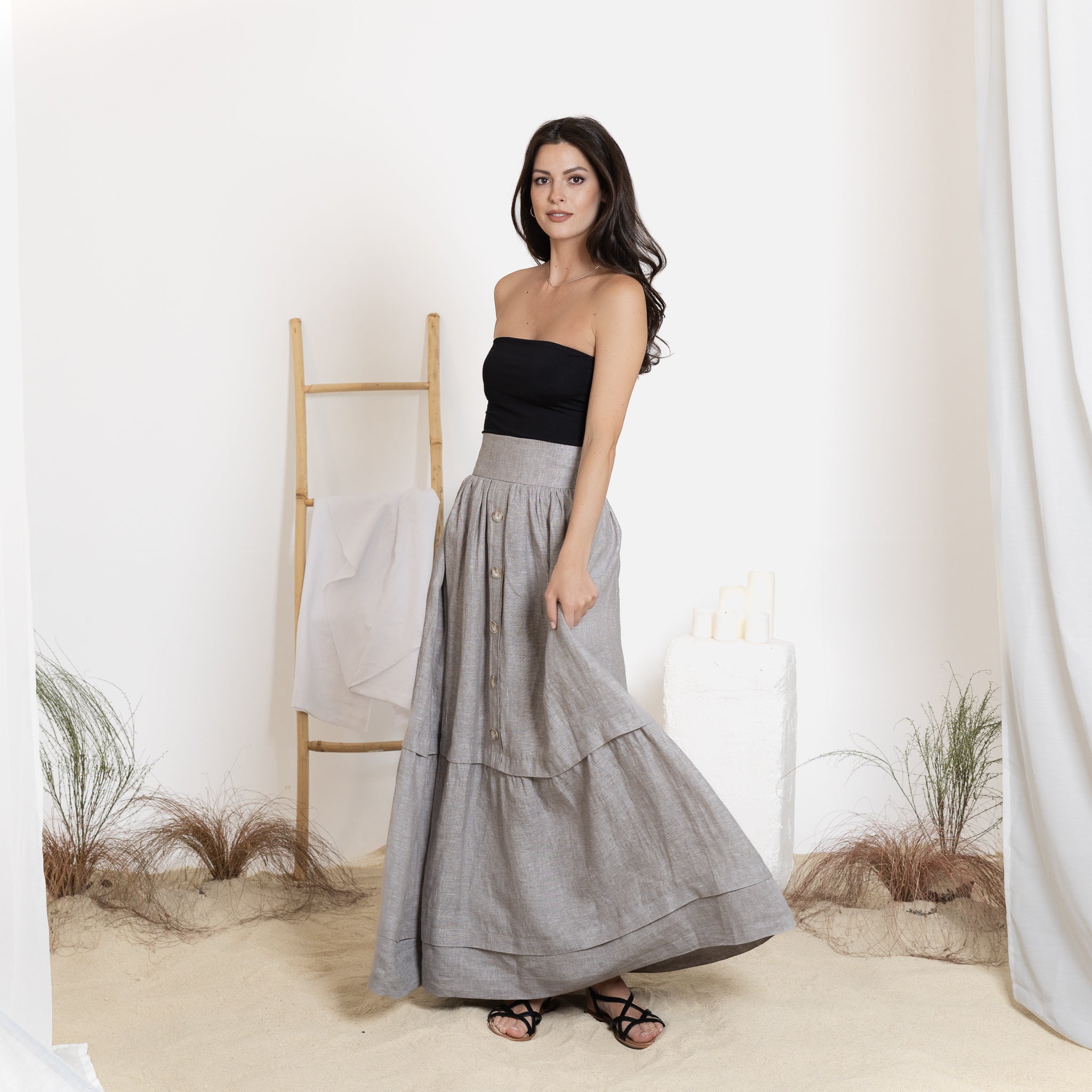 Elegantes Linen Maxi Tiered Skirt with High Waist and Pockets - Image 3